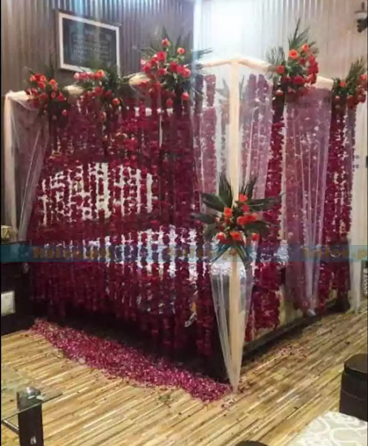 Room deals flower decoration