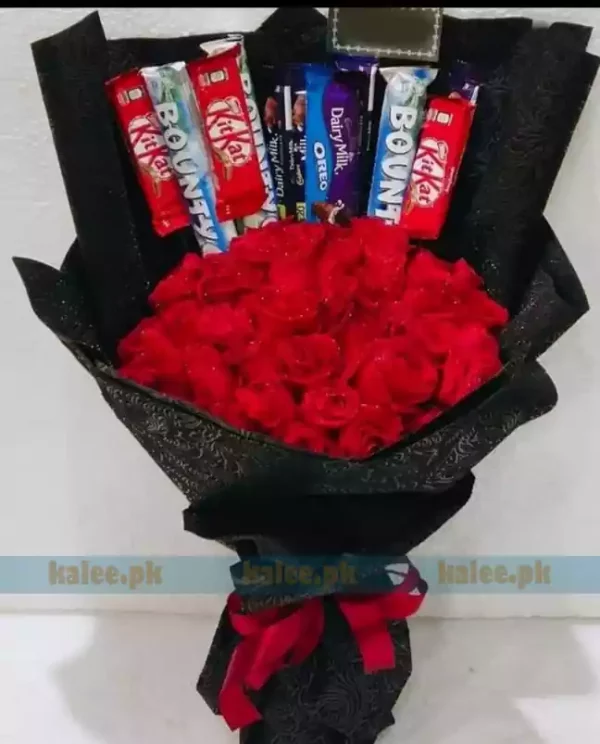 Red Rose Flowers Bouquet With Chocolates