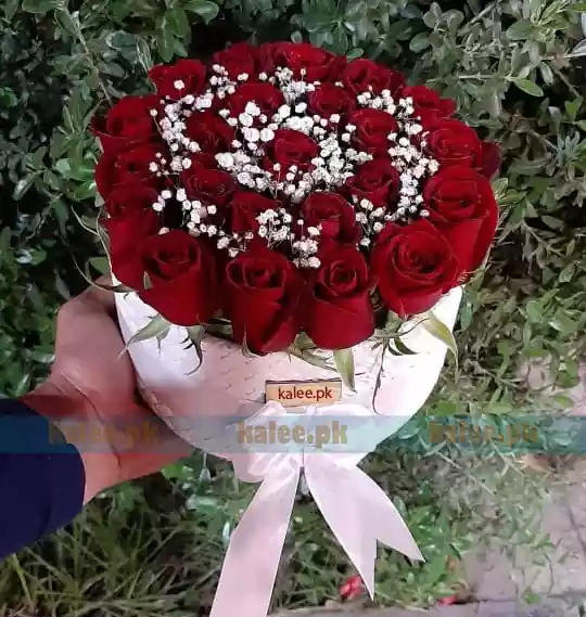 Red Rose Flowers Box With Baby Bud