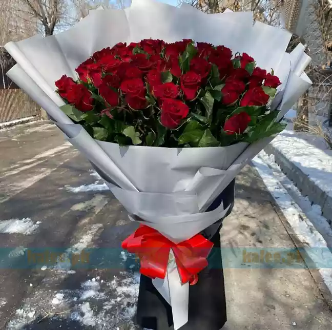 30 Red Rose Imported Flowers Bouquet