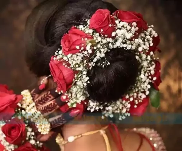Round hair jura with red rose flowers and baby breath