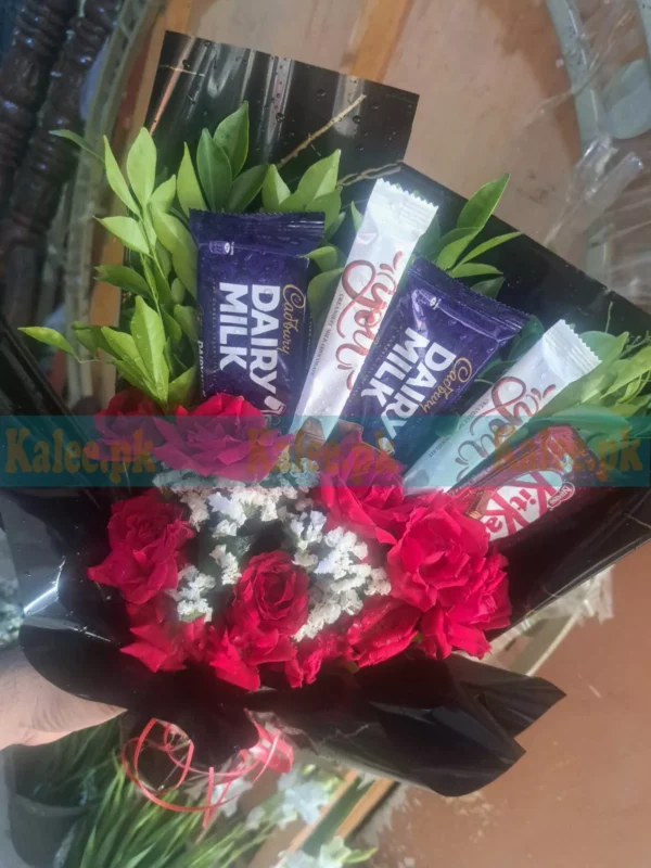 Charming Bouquet of Statice Flowers and English Red Roses with Chocolates