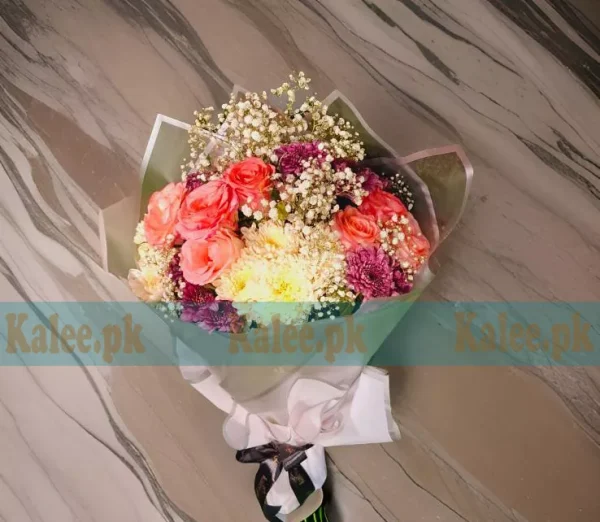 Roses & Daisies Flowers Bouquet With Baby's Breath