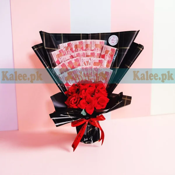 100rs New Notes Bouquet With Artificial Roses