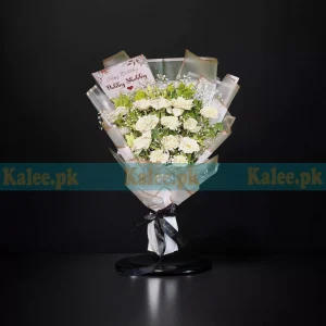 Baby’s Breath & White Roses Flowers Flat Bouquet