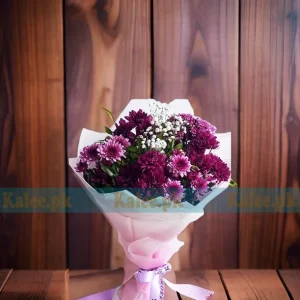 Pink & Maroon Daisy Bouquet With Baby's Breath