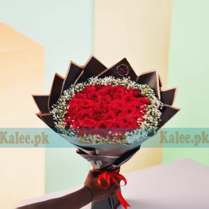 Baby's Breath & Red Roses Round Bouquet