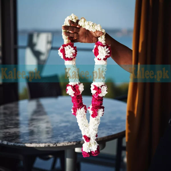 Star Jasmine & Desi Gulaab Groom Garland Haar