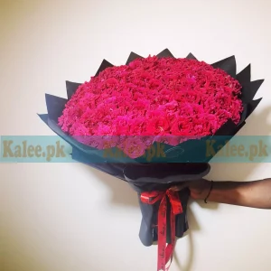 Round Shape 100 Red Roses Bouquet