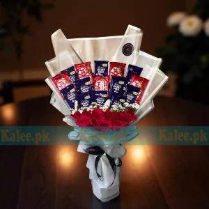 KitKat Dairy Milk Bouquet With Roses & Statice