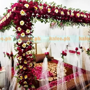 Chrysanthemum And Red Roses Bridal Wedding Room