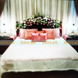 Pink And White Roses First Night Bridal Room