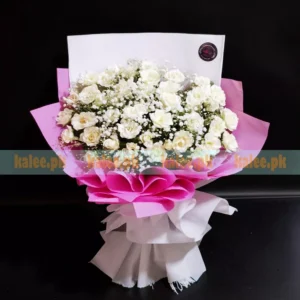 Fancy White Rose Flowers Bouquet
