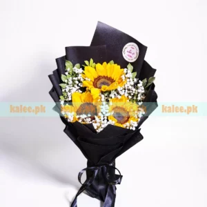3 Sunflowers Bouquet With Baby's Breath