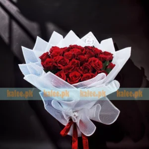 Red Rose Flowers Bouquet In Round Shape