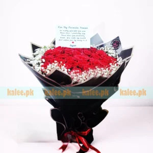 Baby's Breath And Red Roses Round Bouquet
